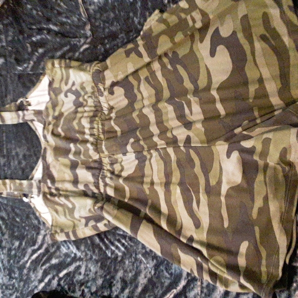 Camo Romper short set - Picture 3 of 3
